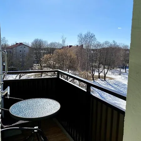 Spacious With Free Parking Apartment Pori