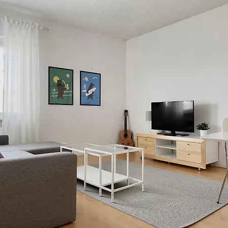 Spacious With Free Parking * Pori